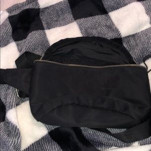 Wild fable black fanny pack